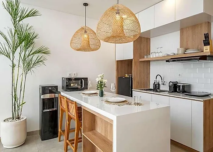 Six Min To - New Luxe Pool Loft W/120'cinema