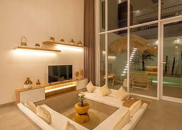 Six Min To - New Luxe Pool Loft W/120'cinema Residence Buduk
