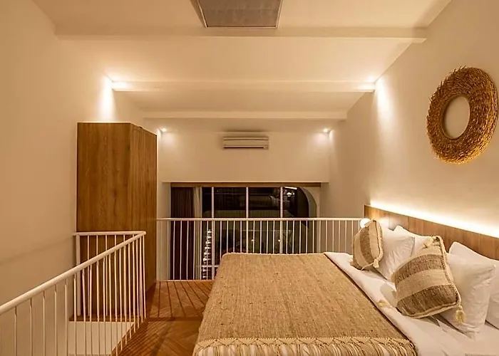 Six Min To - New Luxe Pool Loft W/120'cinema Residence Buduk